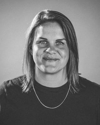 Tracy Smith Headshot