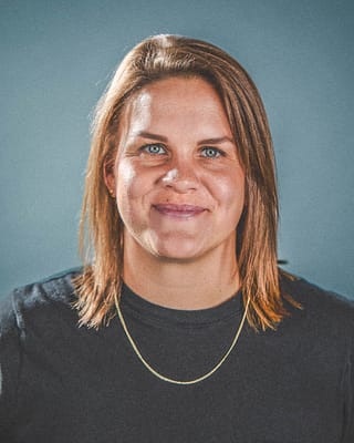 Tracy Smith Headshot