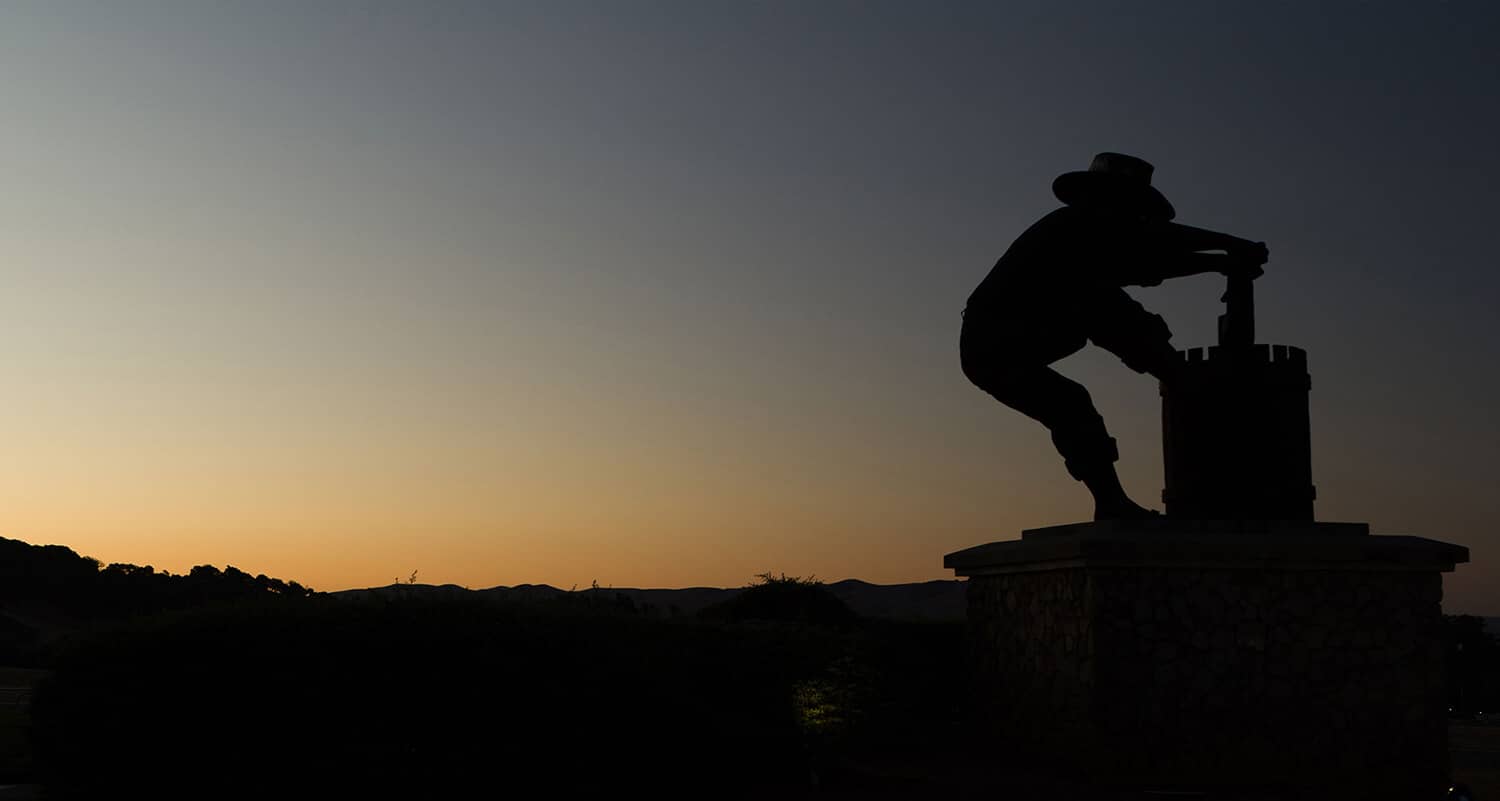 napa man statue